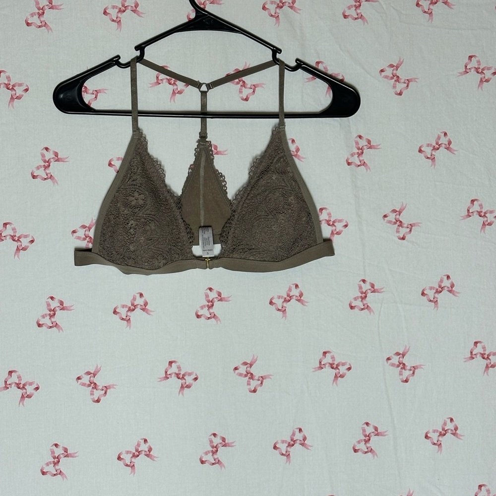 Chic Lace Bralette in Brown